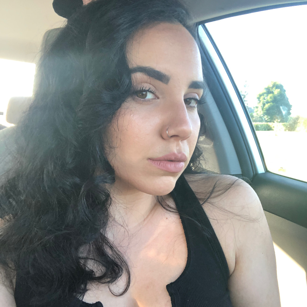 Meet your Posher, Cecilia